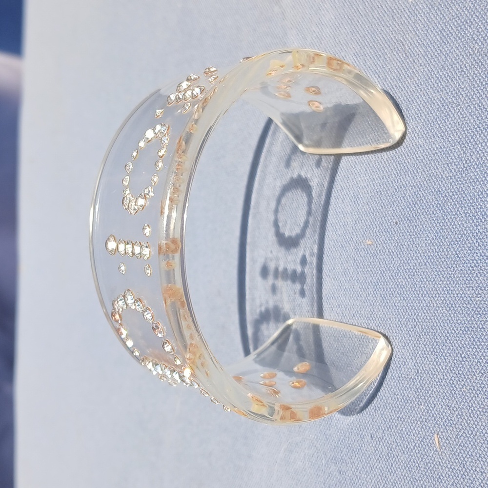 💎 Vintage Christian Dior Lucite Cuff Bracelet | Clear with Sparkling Rhinestone - Picture 3 of 7